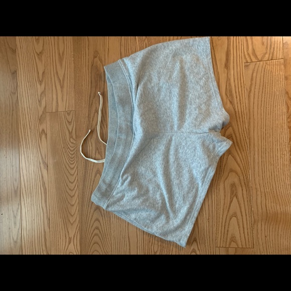 Champion shorts - Picture 2 of 3